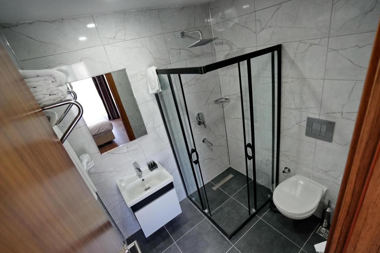 Shelton Airport Hotel Arnavutkoy Esterno foto