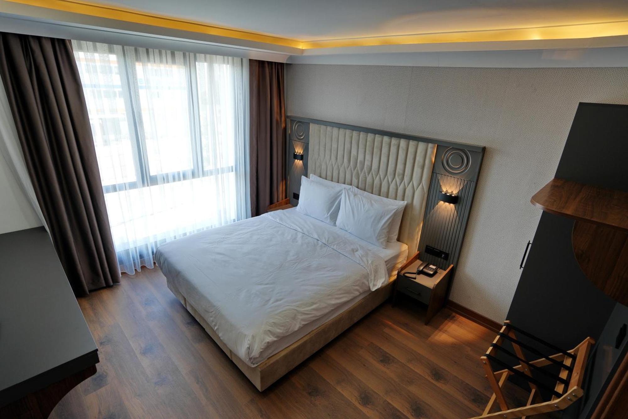 Shelton Airport Hotel Arnavutkoy Esterno foto