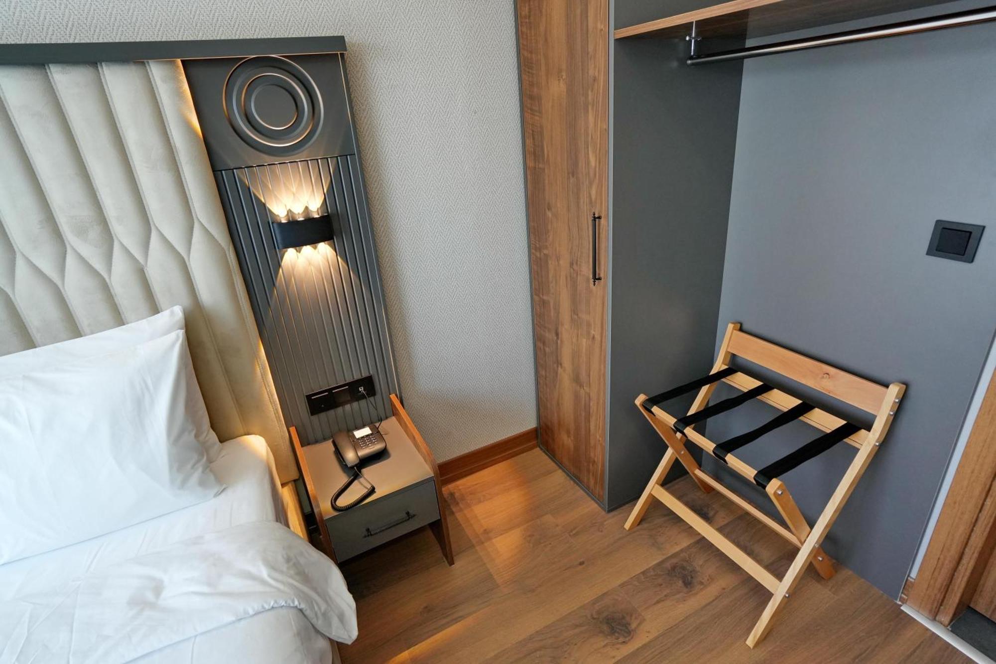 Shelton Airport Hotel Arnavutkoy Esterno foto