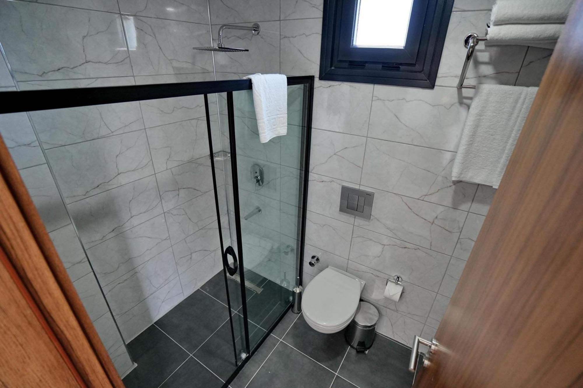 Shelton Airport Hotel Arnavutkoy Esterno foto